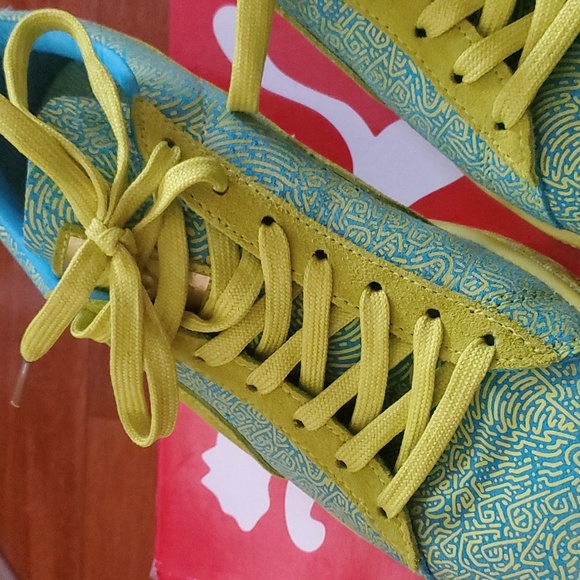 Puma X Solange Suede Classic Lines Sulphur Spring/Blue Atoll Sneakers 35801702 S - Picture 2 of 6